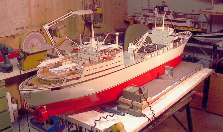 Schiffsmodell N/S Otto Hahn, Modellbau Alexander Geier, Bild 1 in der Werft