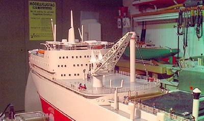 Schiffsmodell N/S Otto Hahn, Modellbau Alexander Geier, Bild 4 in der Werft